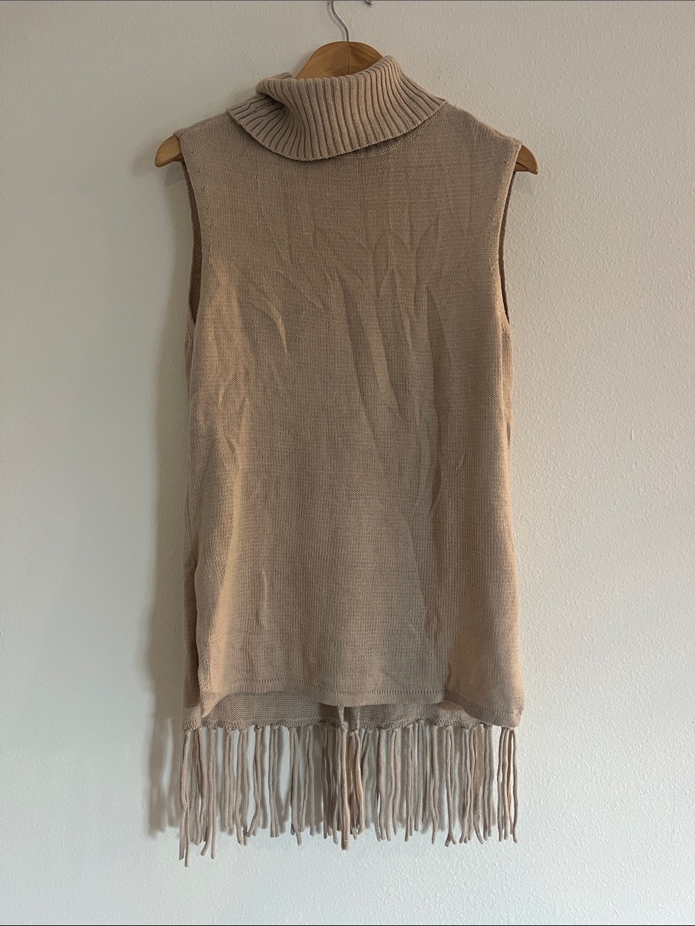 BCBGeneration Cream Sleeveless Turtleneck Fringe Sleeveless Knit Top